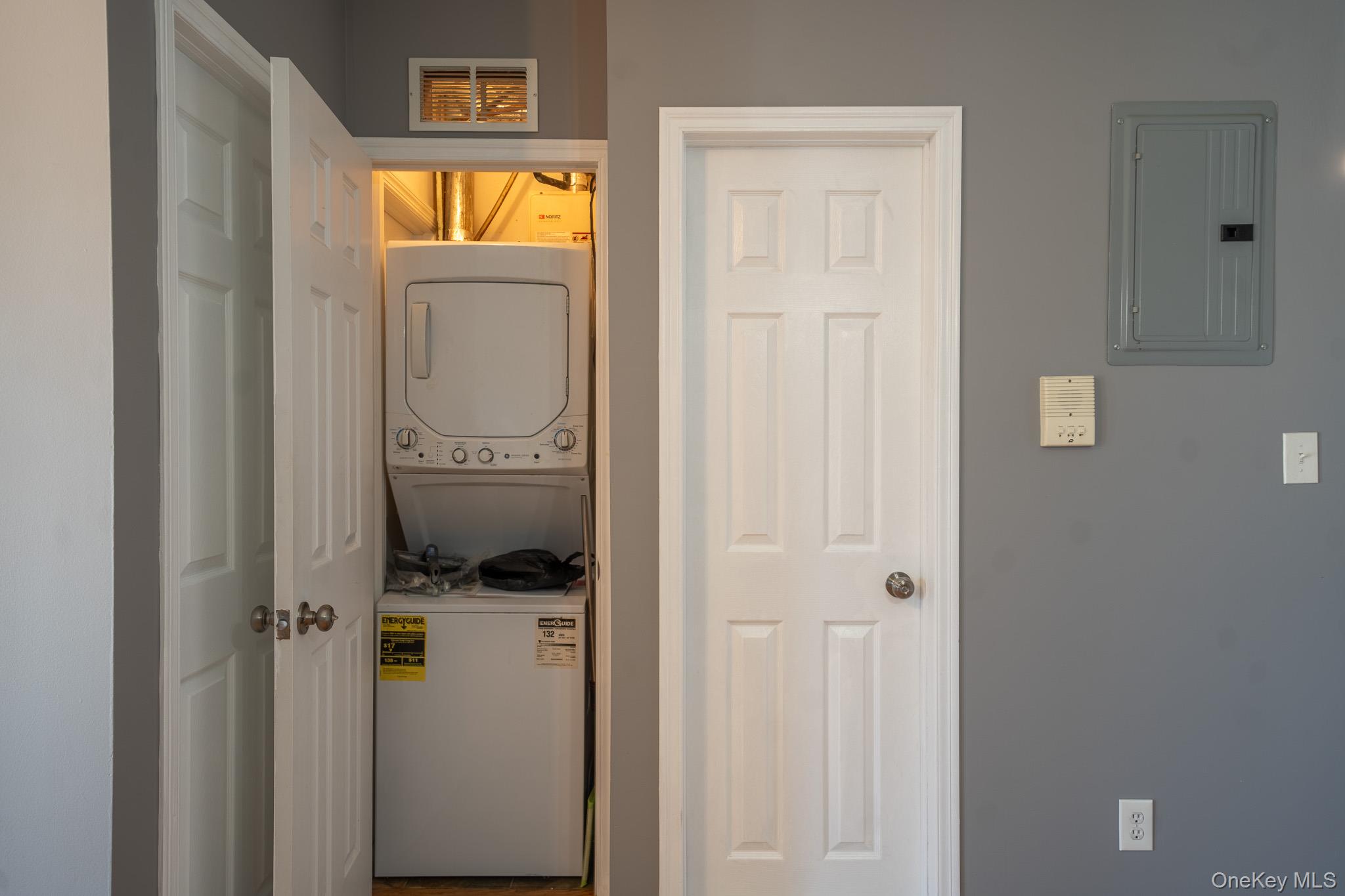 17524 89th Avenue, Unit C photo 11