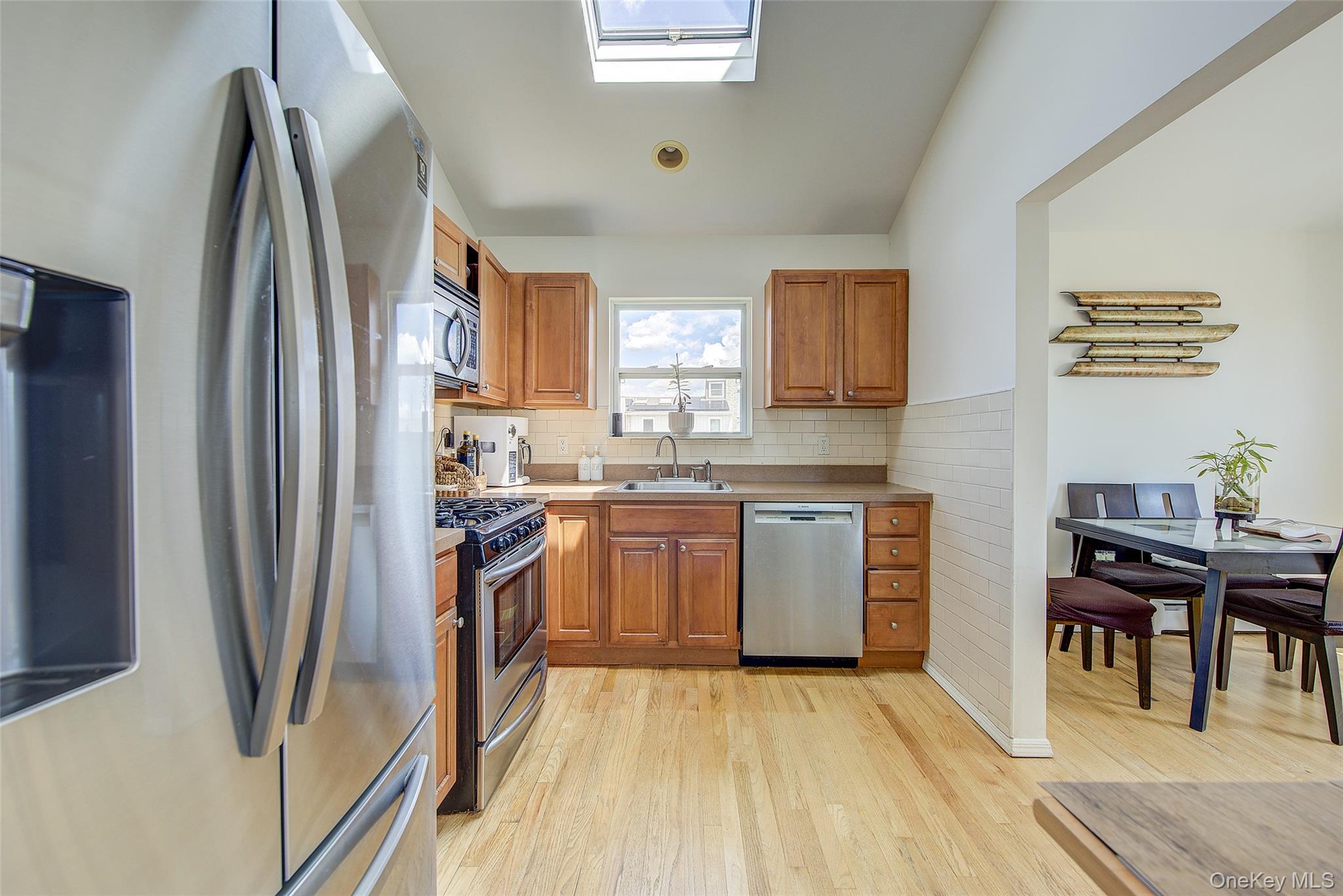913 Arctic Street – For Sale photo 15