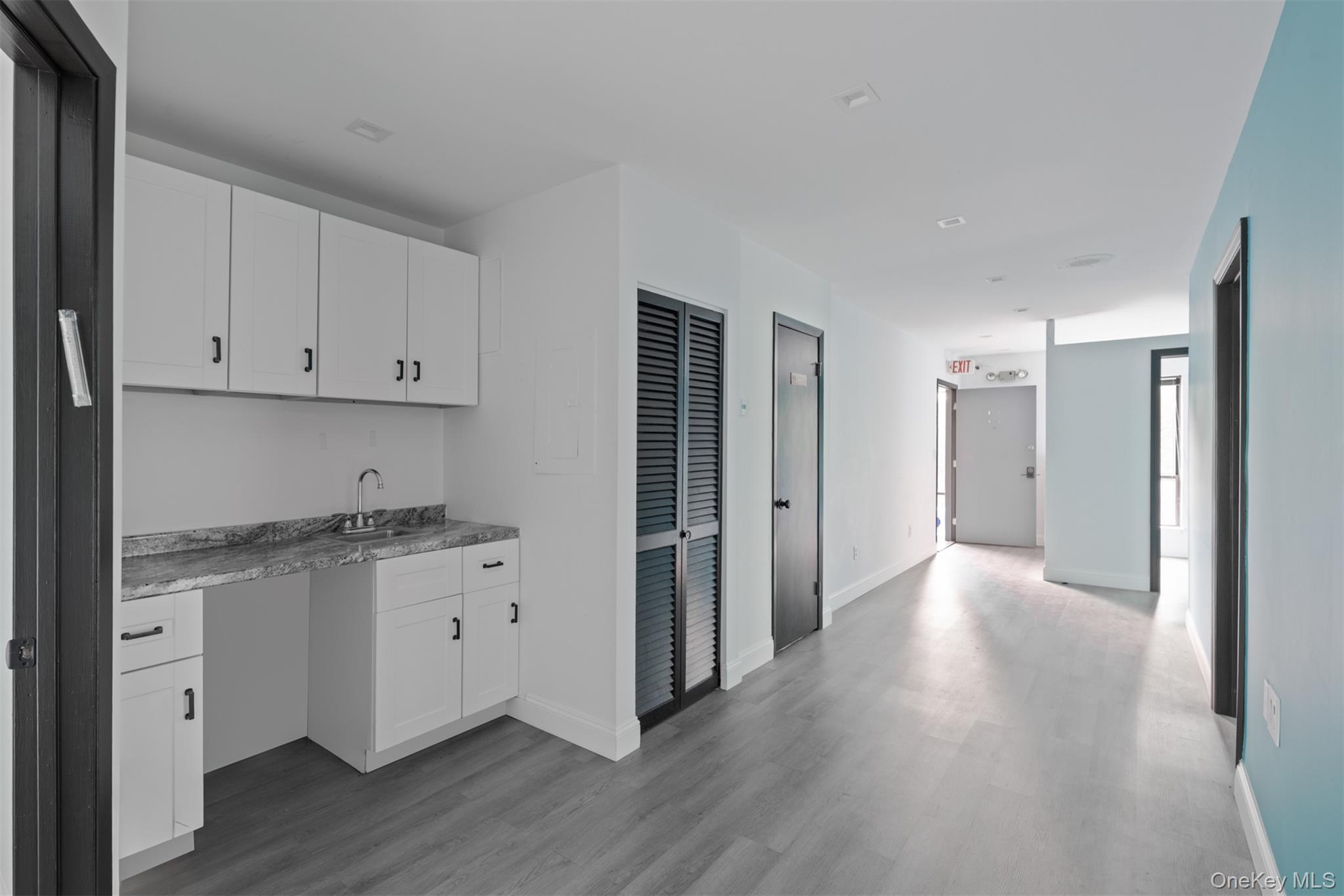 55 Old Turnpike Road, Unit 202 photo 6