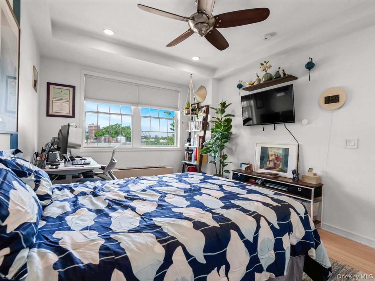 2519 35th Street, Unit 4C photo 11