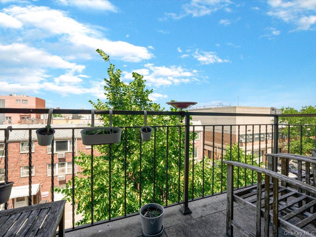 2519 35th Street, Unit 4C photo 9