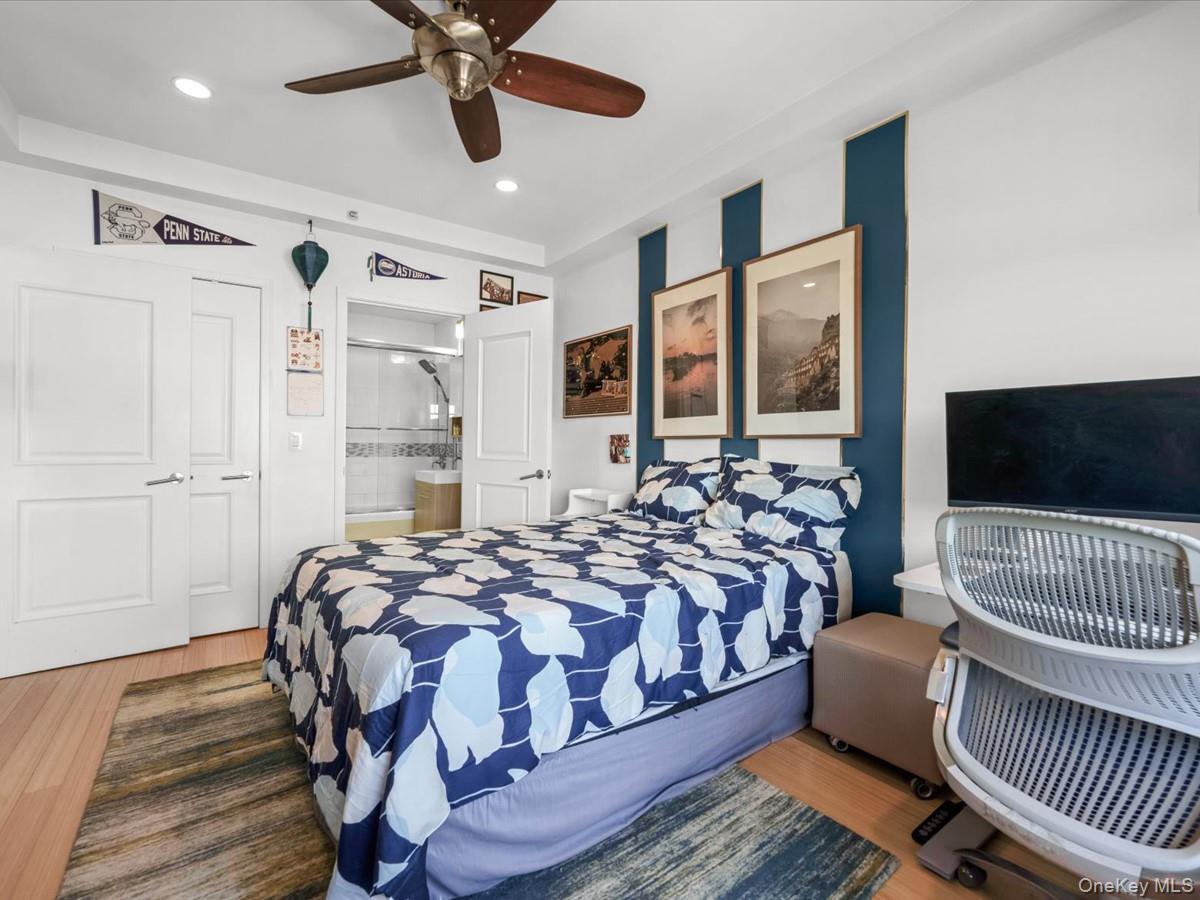 2519 35th Street, Unit 4C photo 12