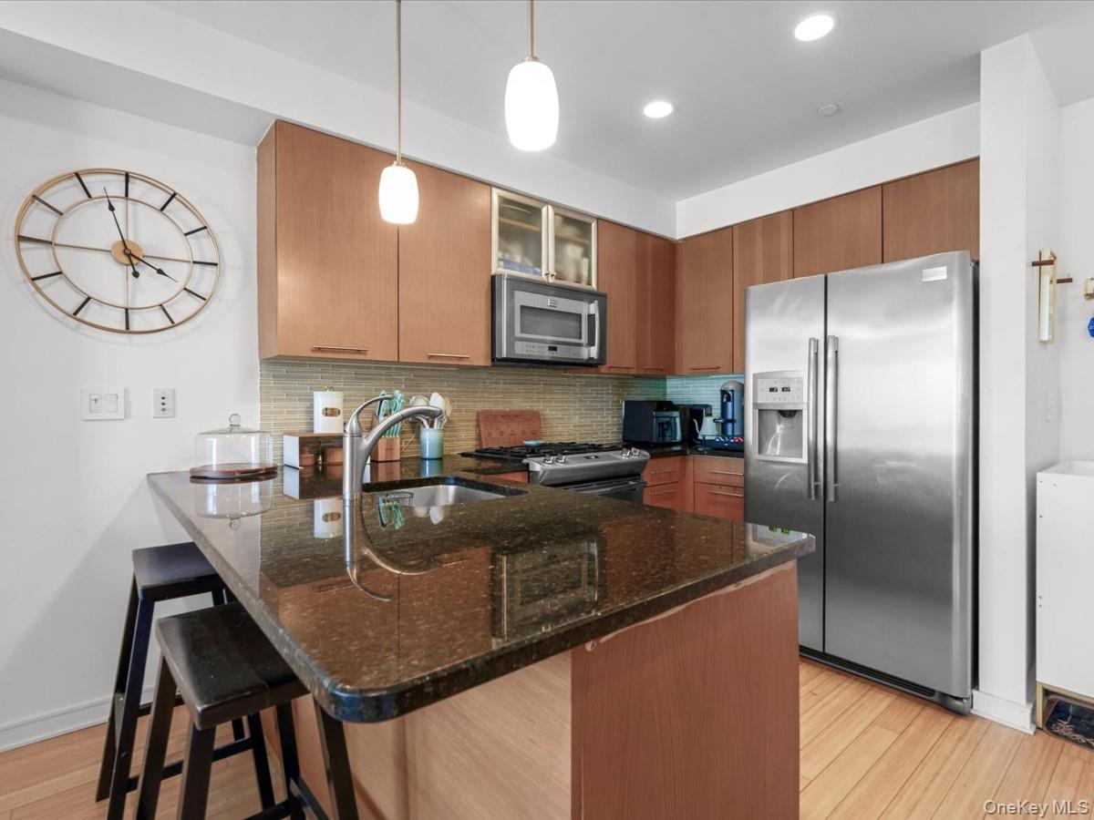 2519 35th Street, Unit 4C photo 5