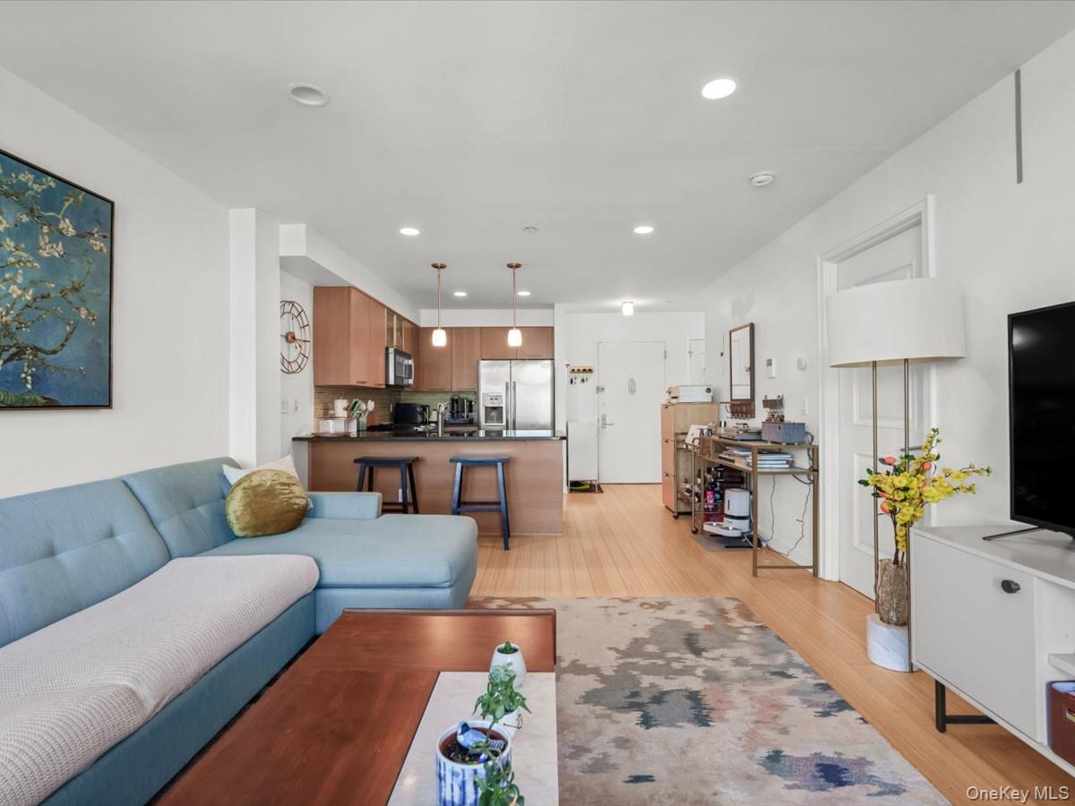2519 35th Street, Unit 4C photo 8