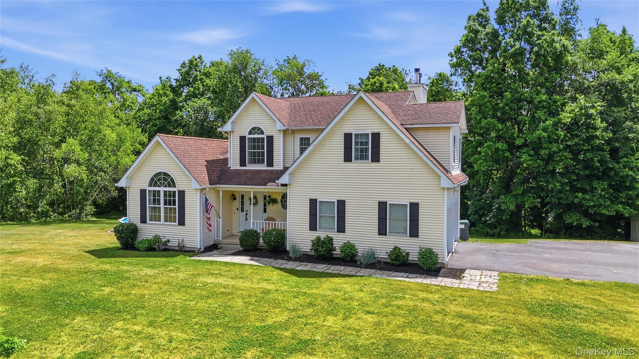 171 Decker Drive – For Sale photo 4