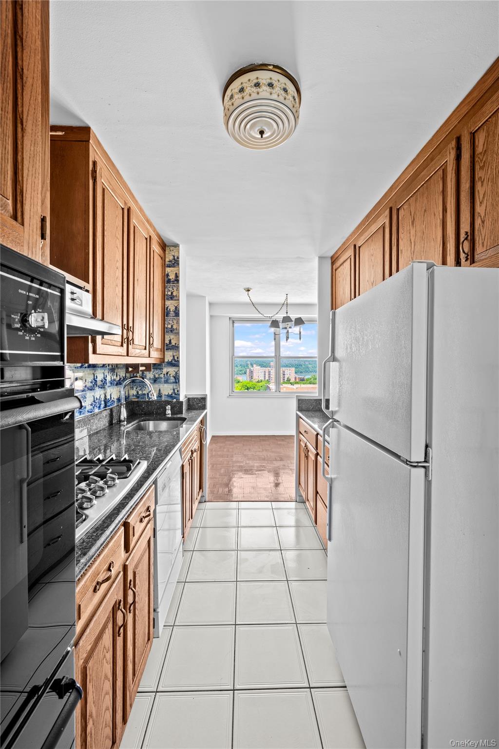 555 Kappock Avenue, Unit 21K photo 8