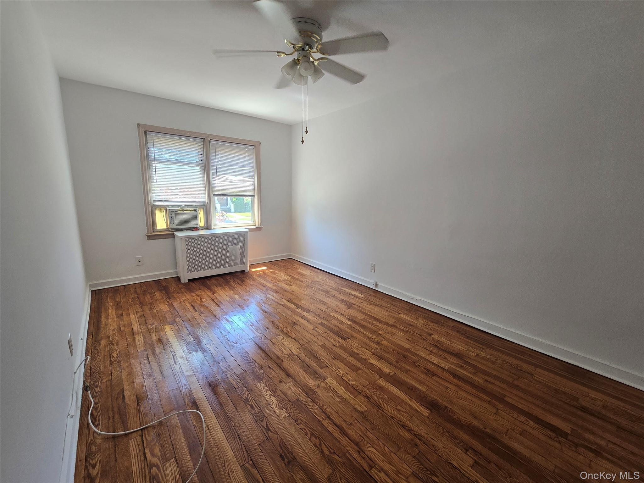 209-43 35 Avenue, Unit A photo 6