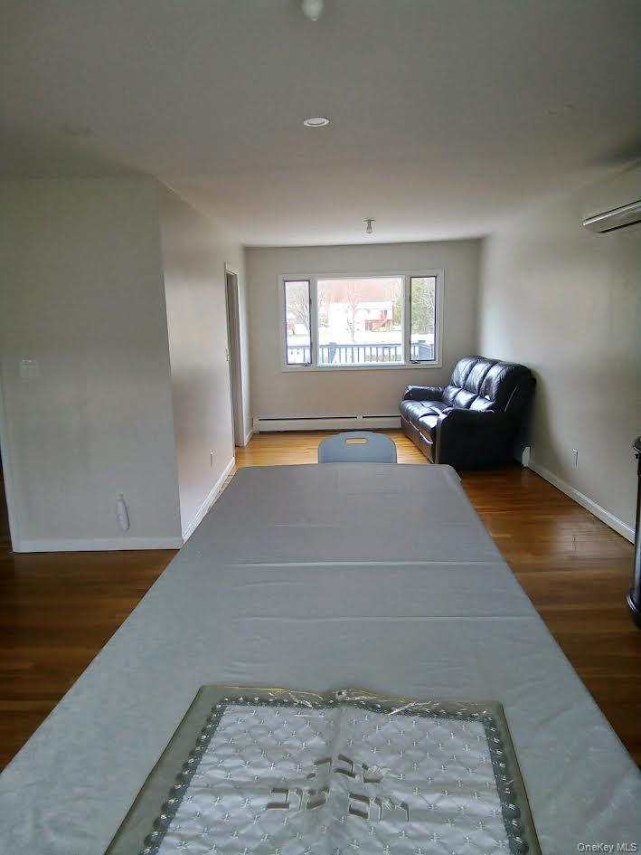 36 Merriewold Lane N – For Sale photo 2