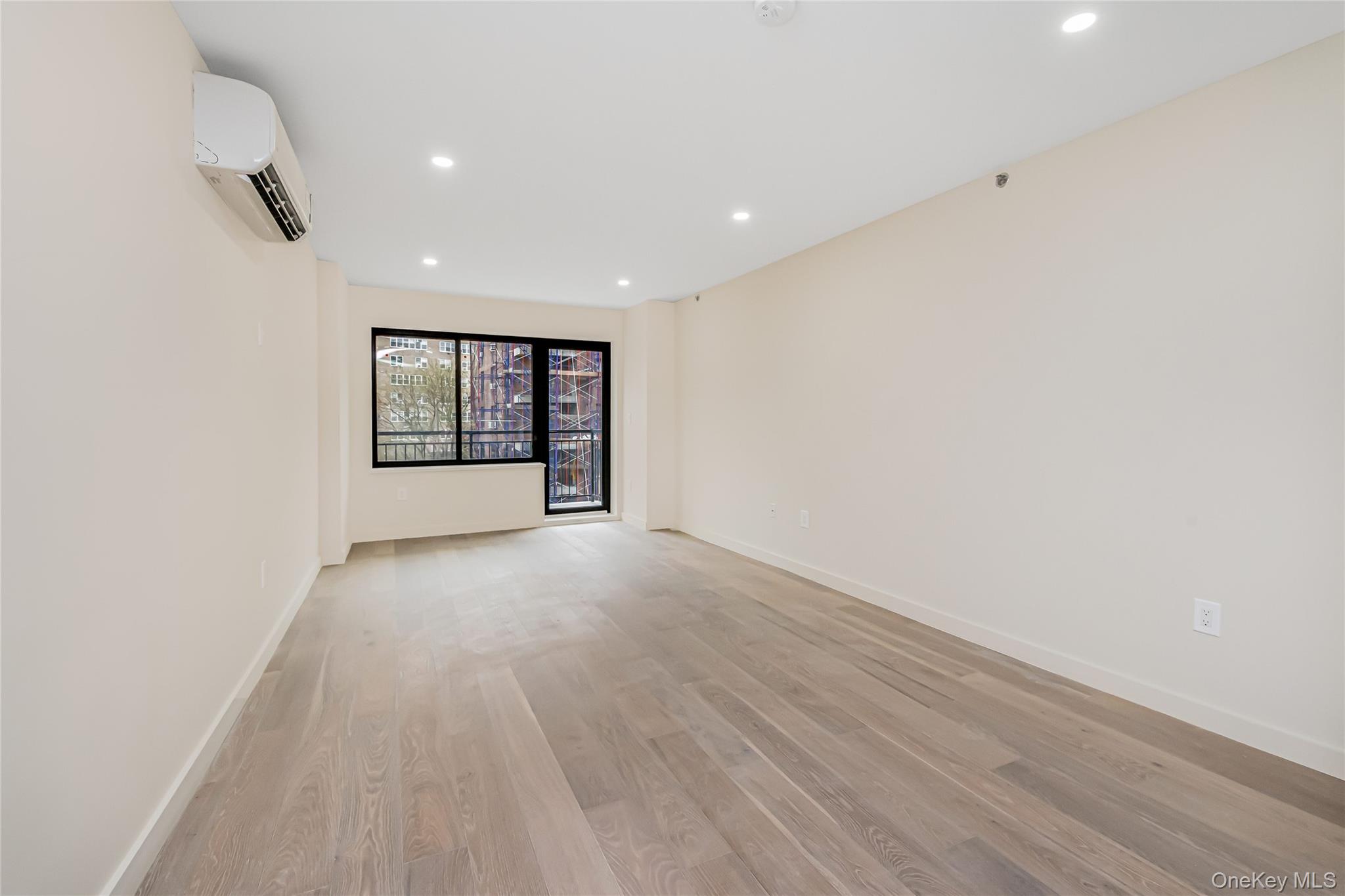 3641 Johnson Avenue, Unit 1C