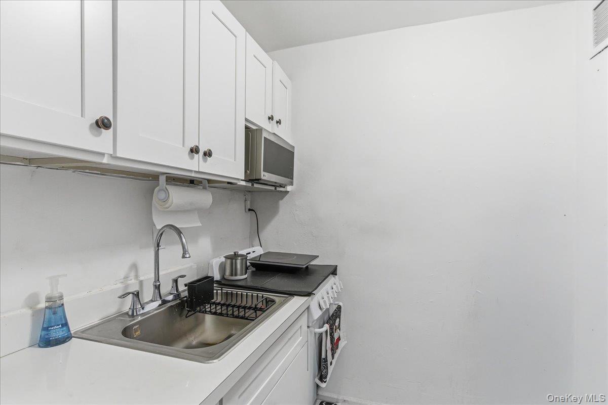 62-59 108th Street, Unit 4C photo 5