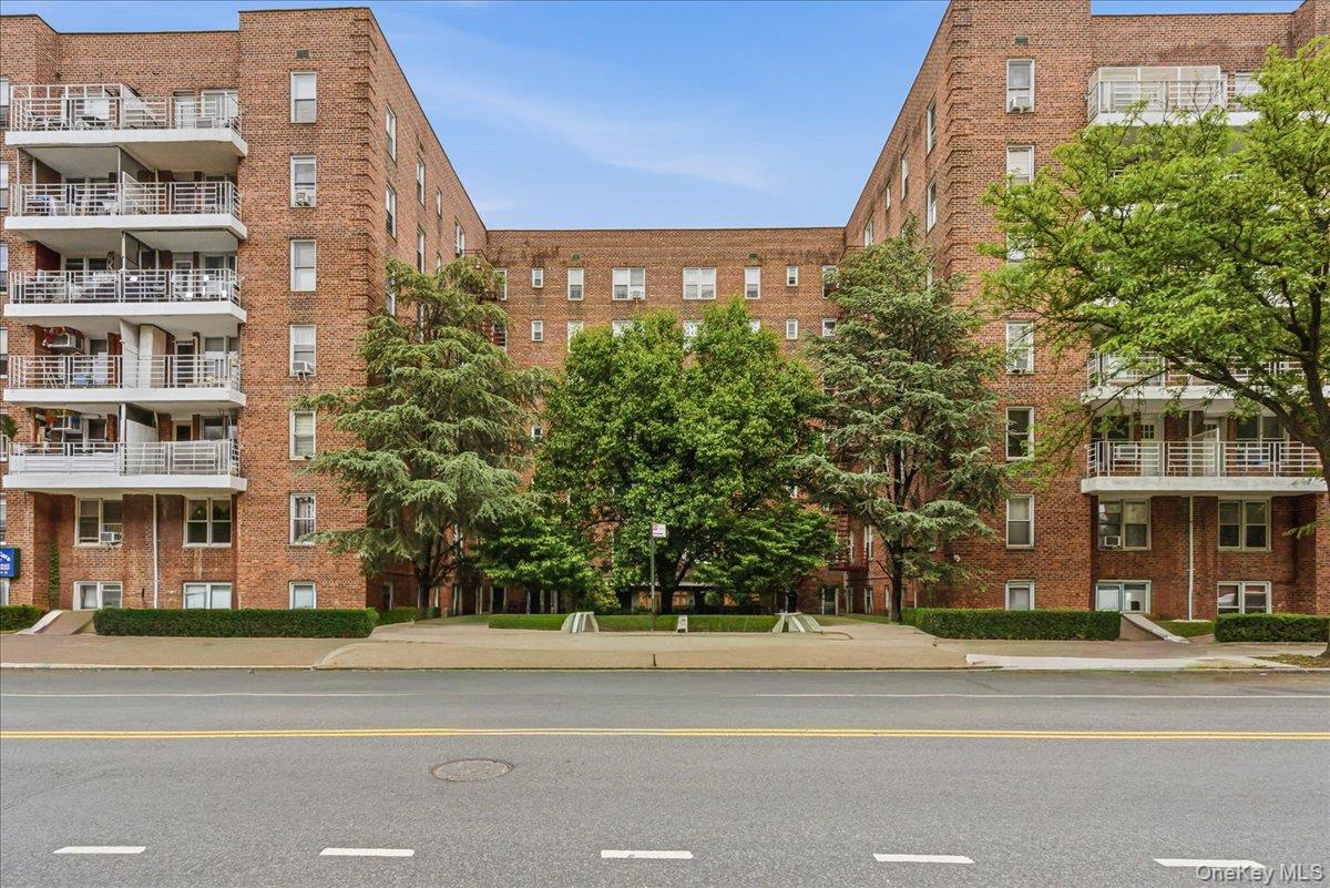 62-59 108th Street, Unit 4C photo 12