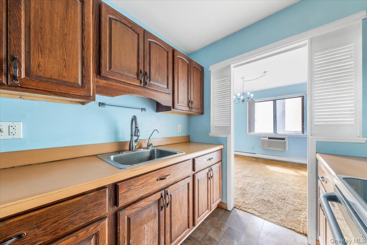 8 Loudon Drive, Unit 13 photo 19