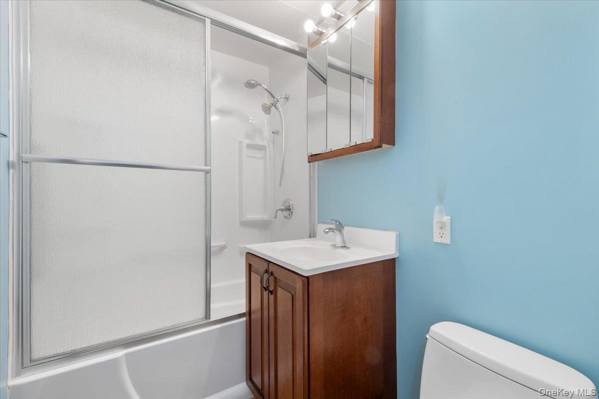 8 Loudon Drive, Unit 13 photo 26