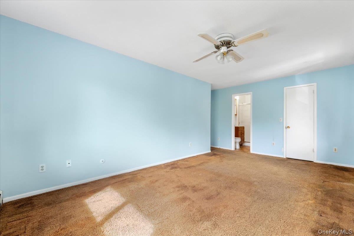 8 Loudon Drive, Unit 13 photo 21