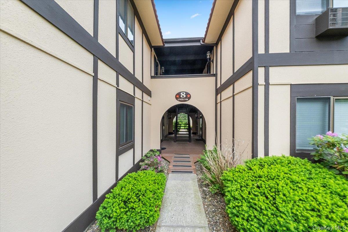 8 Loudon Drive, Unit 13 photo 9