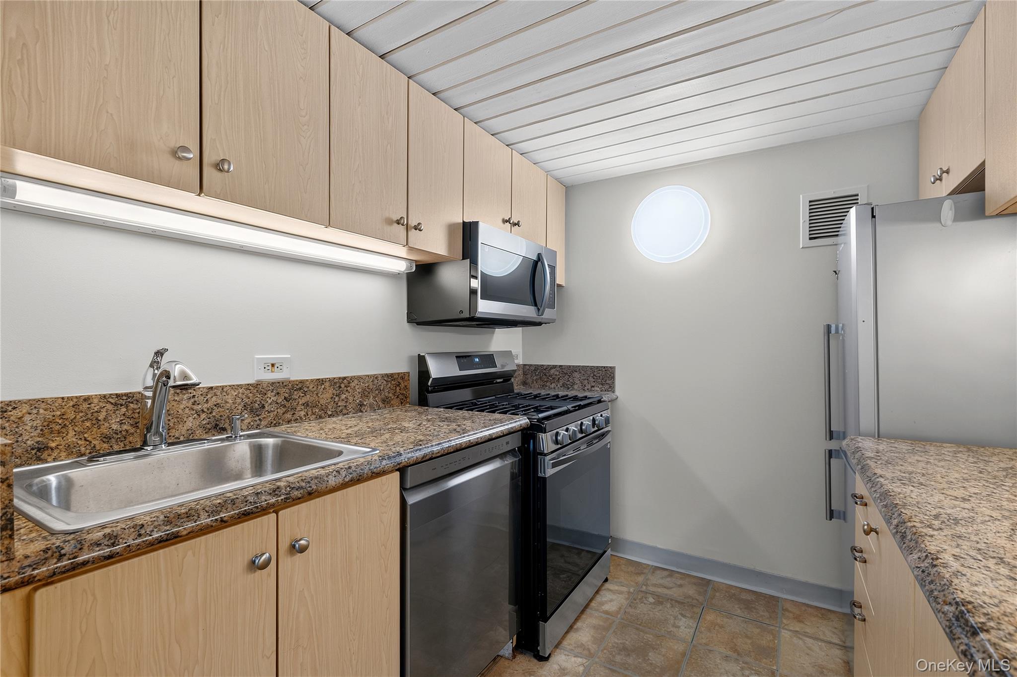 1 Landmark Square, Unit 217 photo 7