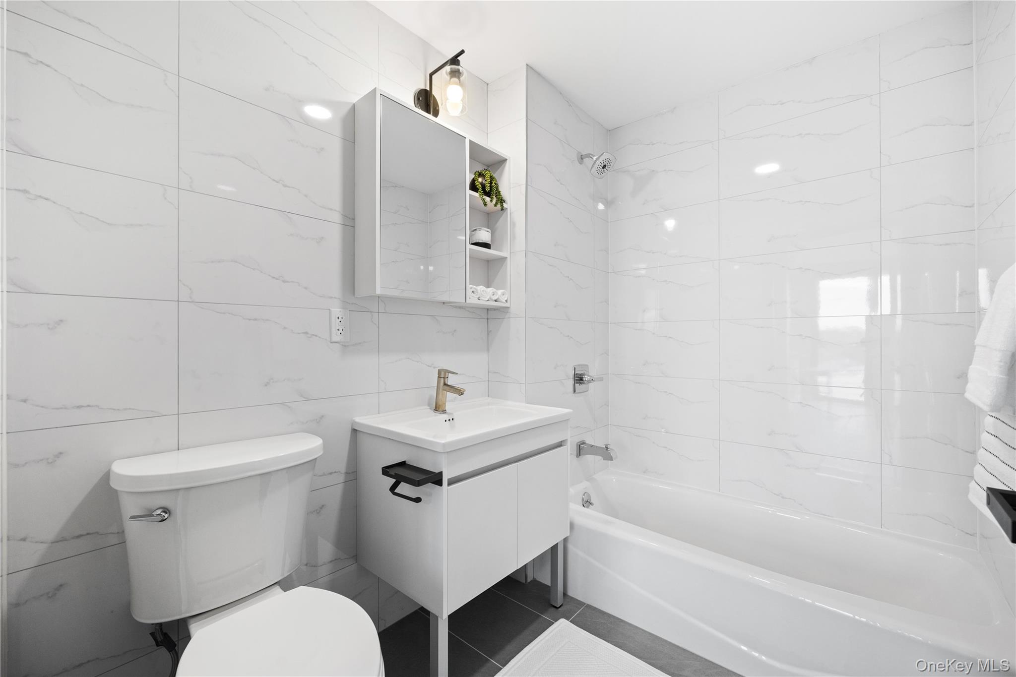 163-07 72nd Avenue, Unit 5A photo 12