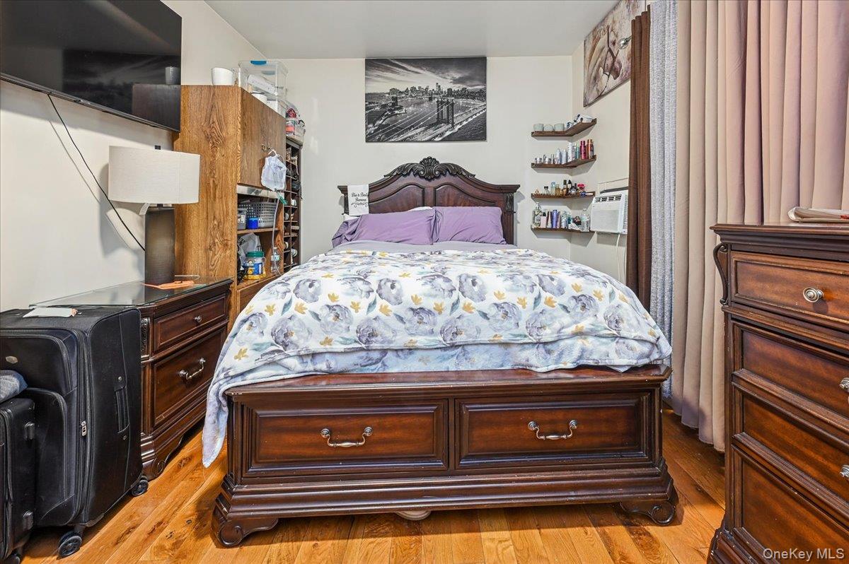 1065 Stell Place – For Sale photo 15