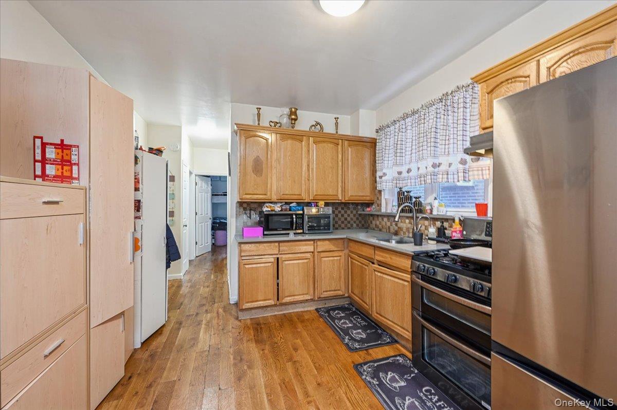1065 Stell Place – For Sale photo 21