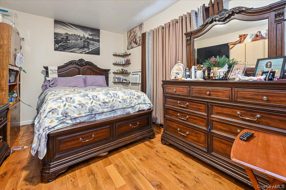 1065 Stell Place – For Sale photo 16