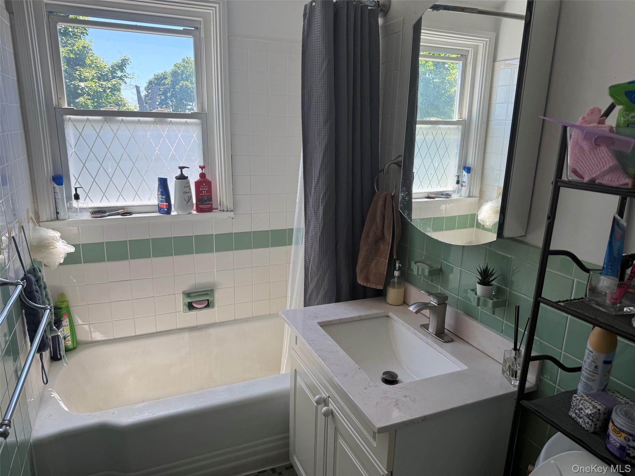 556 Westchester Avenue – For Sale photo 8