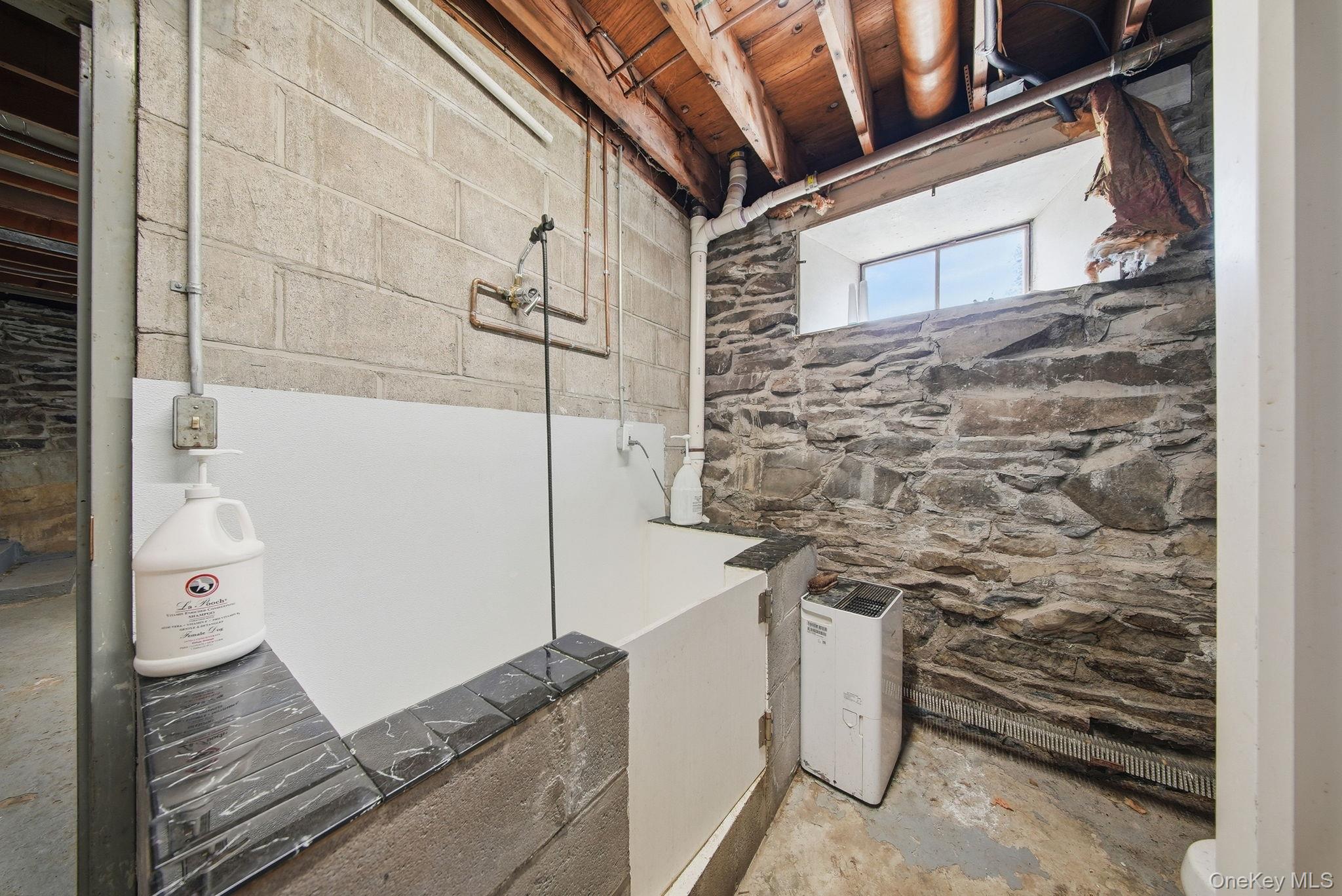 140 Station Road – For Sale photo 31