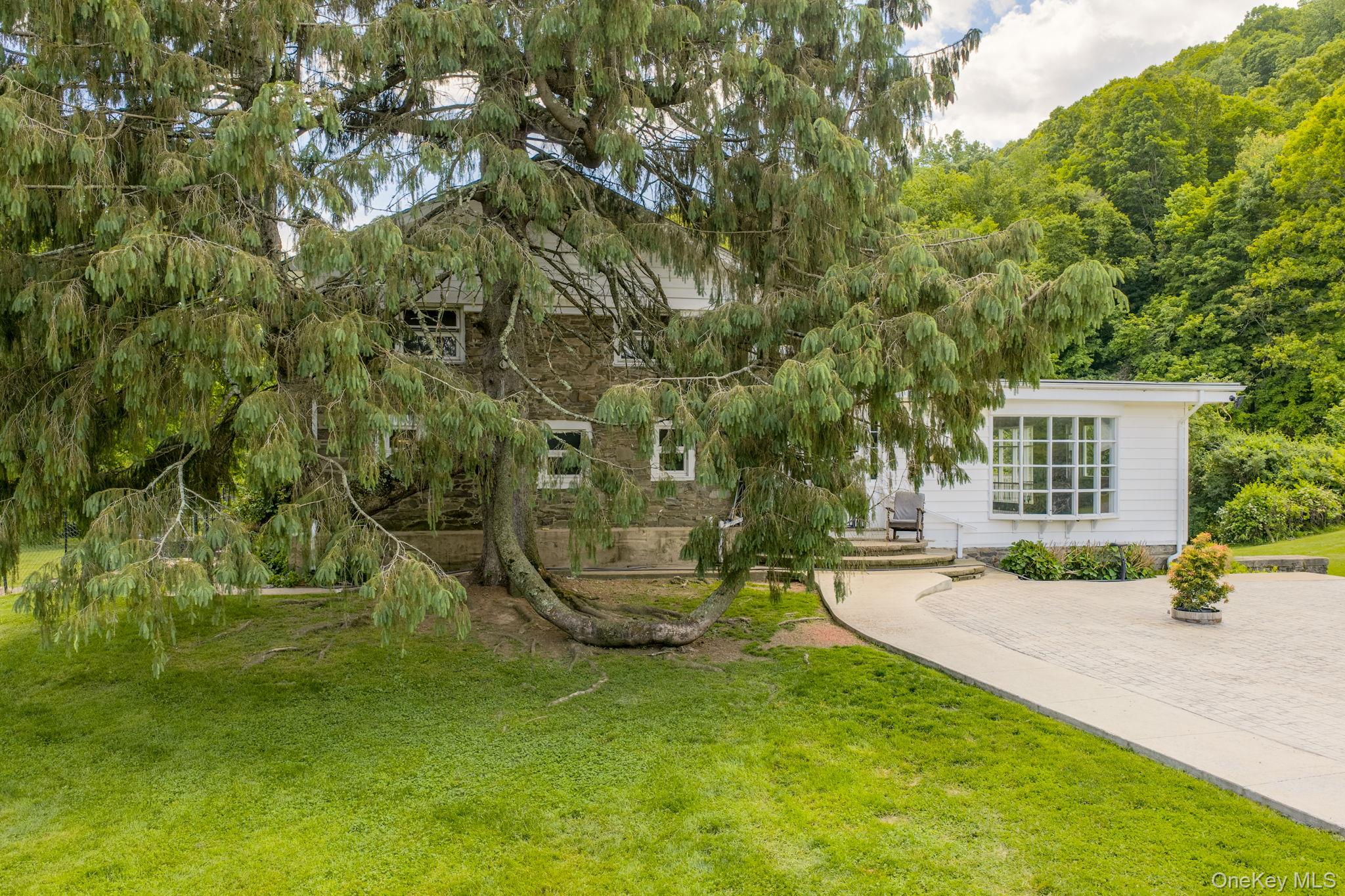 140 Station Road – For Sale photo 4