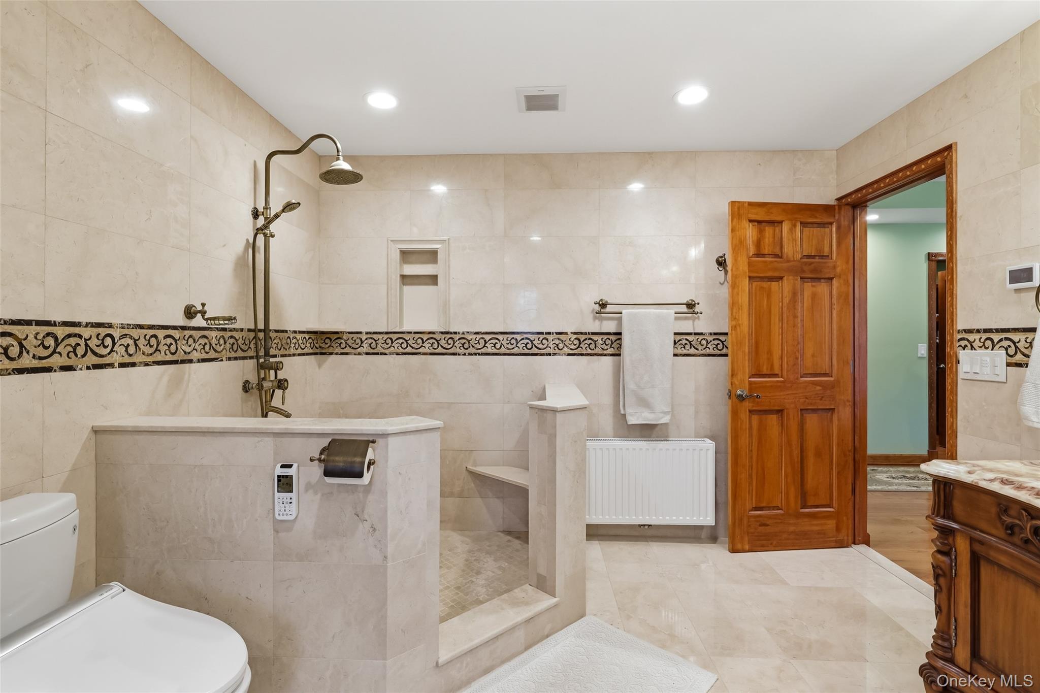 225 Old Willets Path – For Sale photo 19