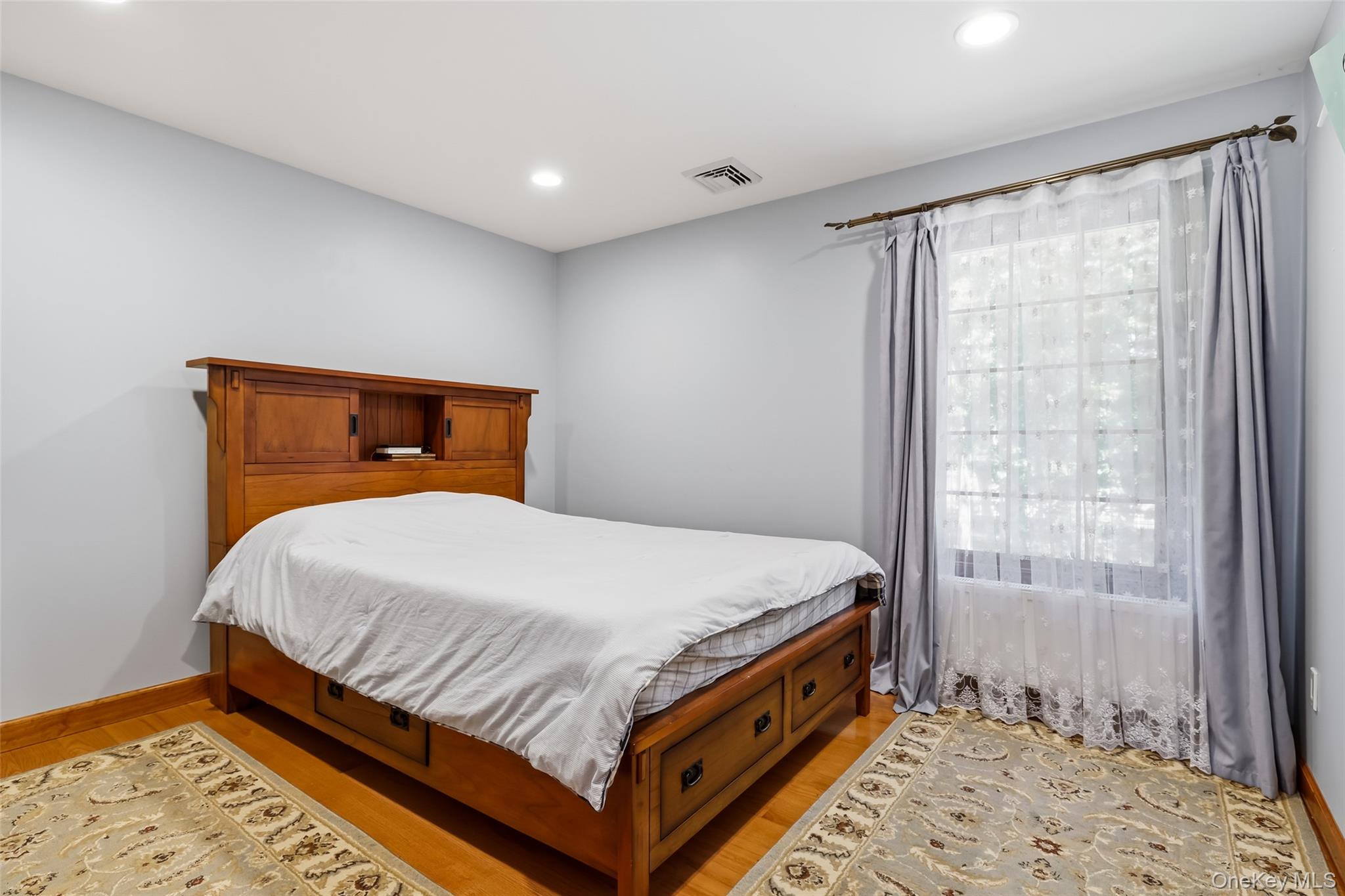 225 Old Willets Path – For Sale photo 22