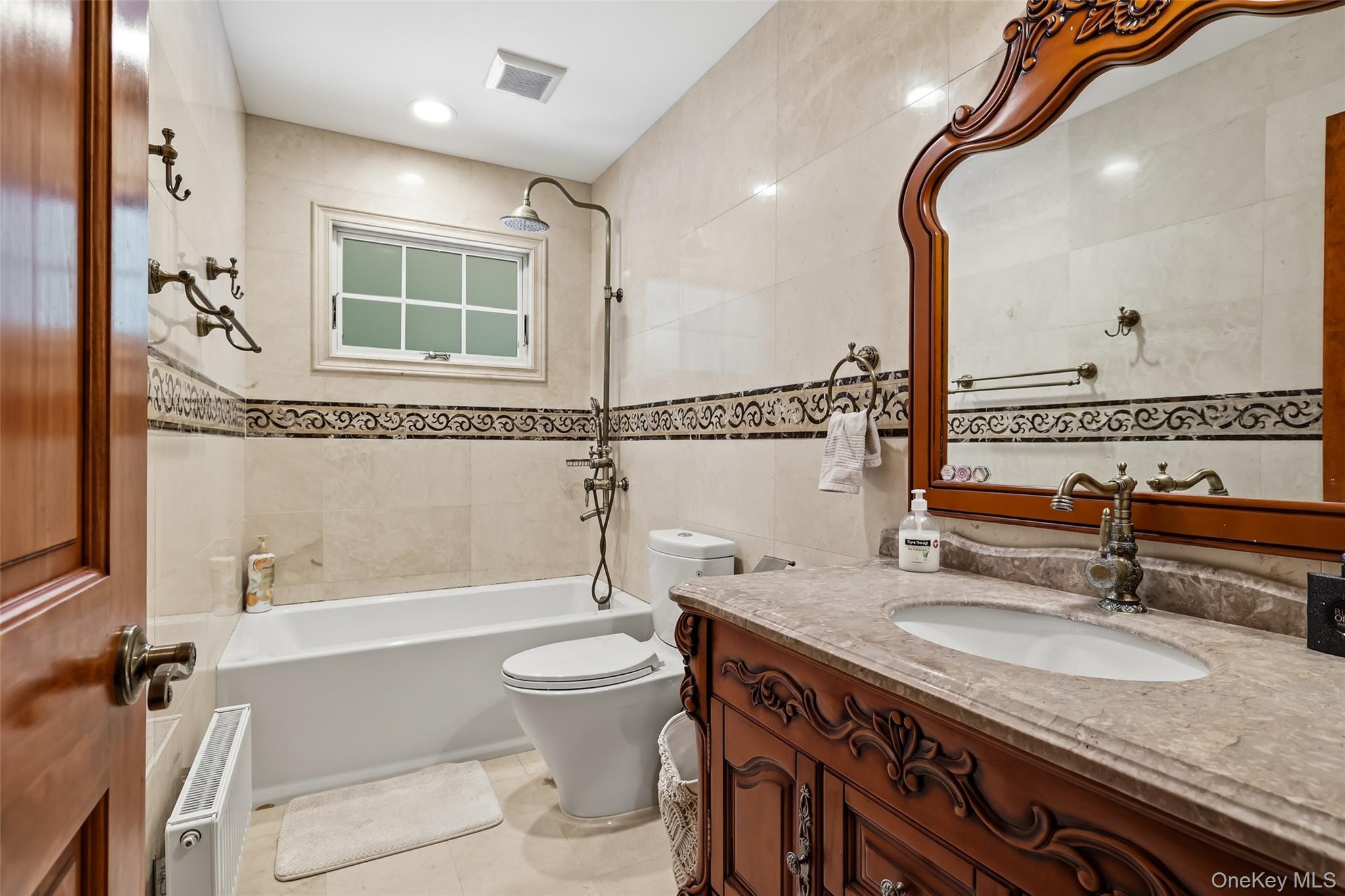 225 Old Willets Path – For Sale photo 23
