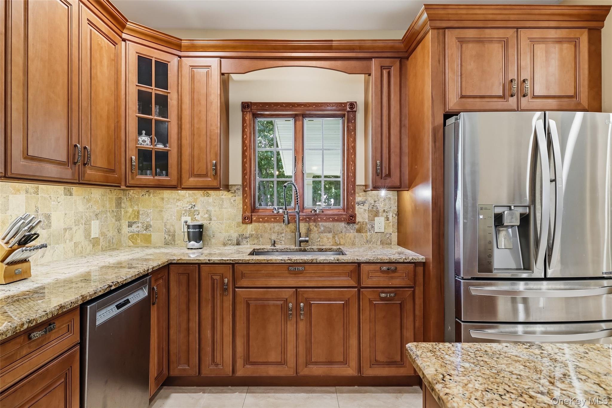 225 Old Willets Path – For Sale photo 8