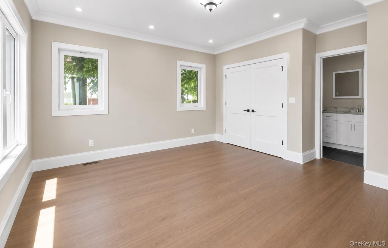 118 W Cherry Street – For Sale photo 16