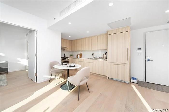 3371 Prince Street, Unit 6D