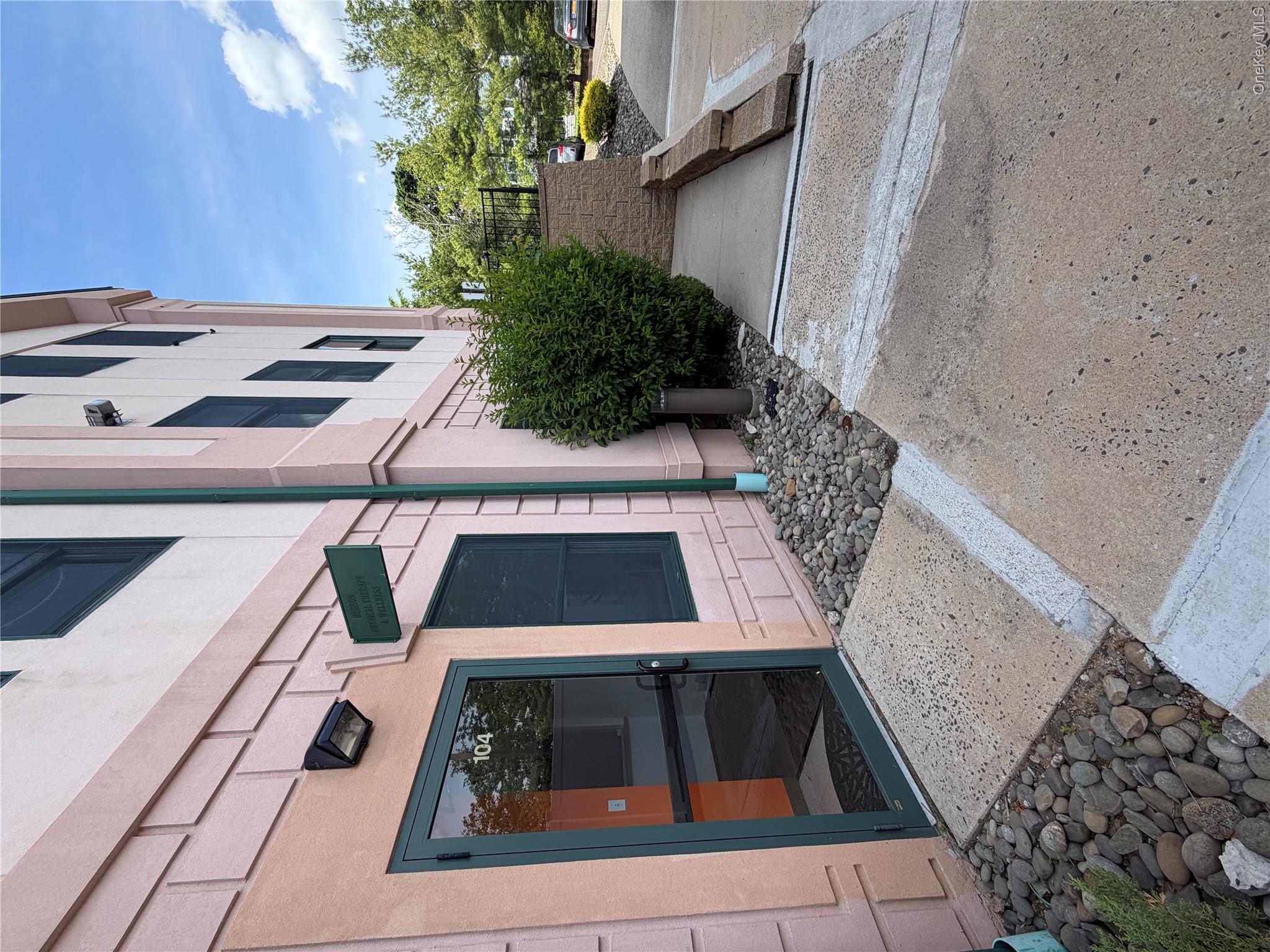 265 N Highland Avenue, Unit Suite 104