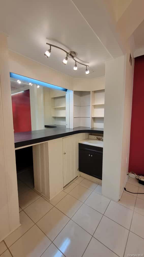 186-20 Troon Road – For Rent photo 22