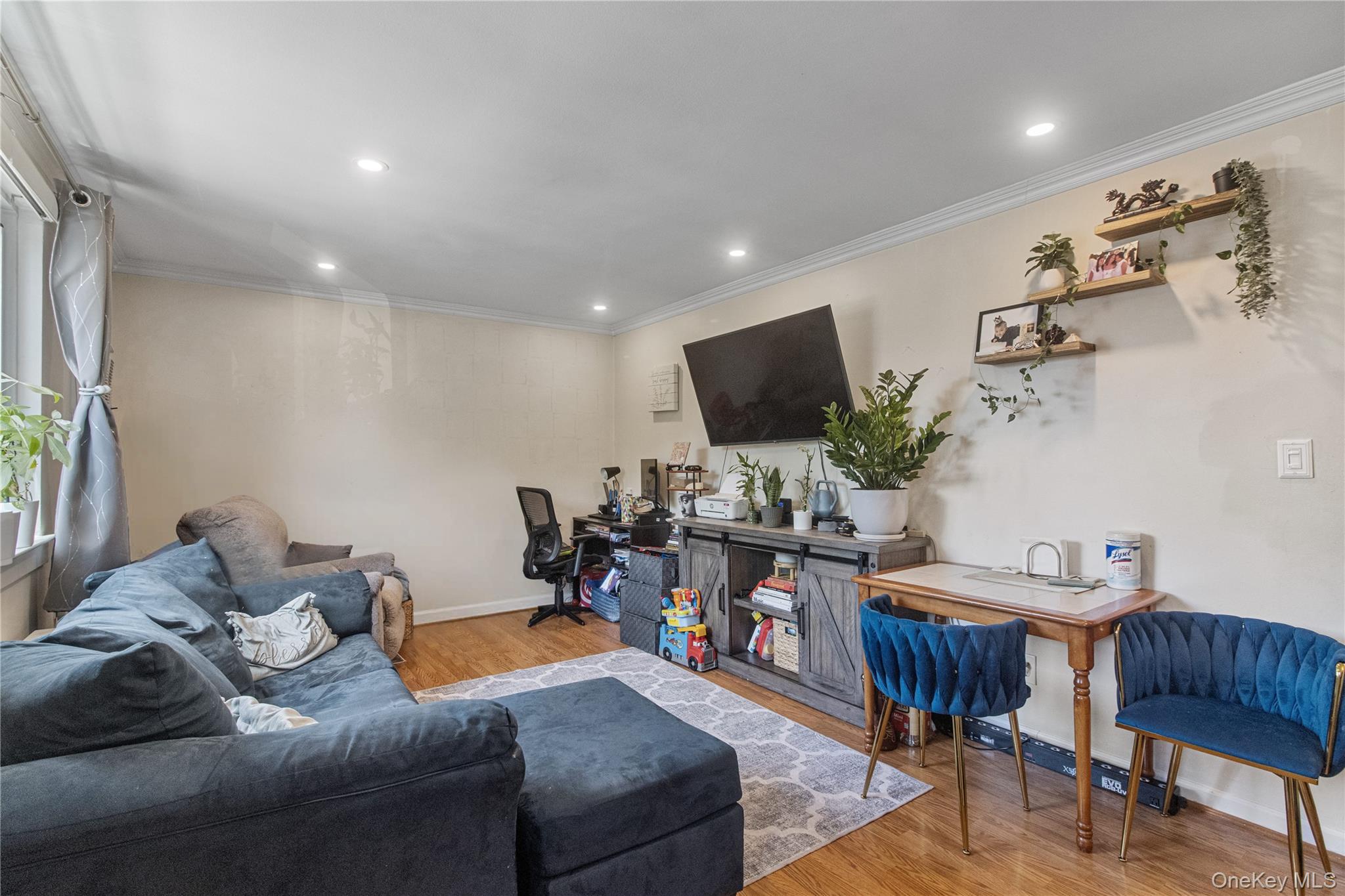 73-11B 263, Unit B photo 2