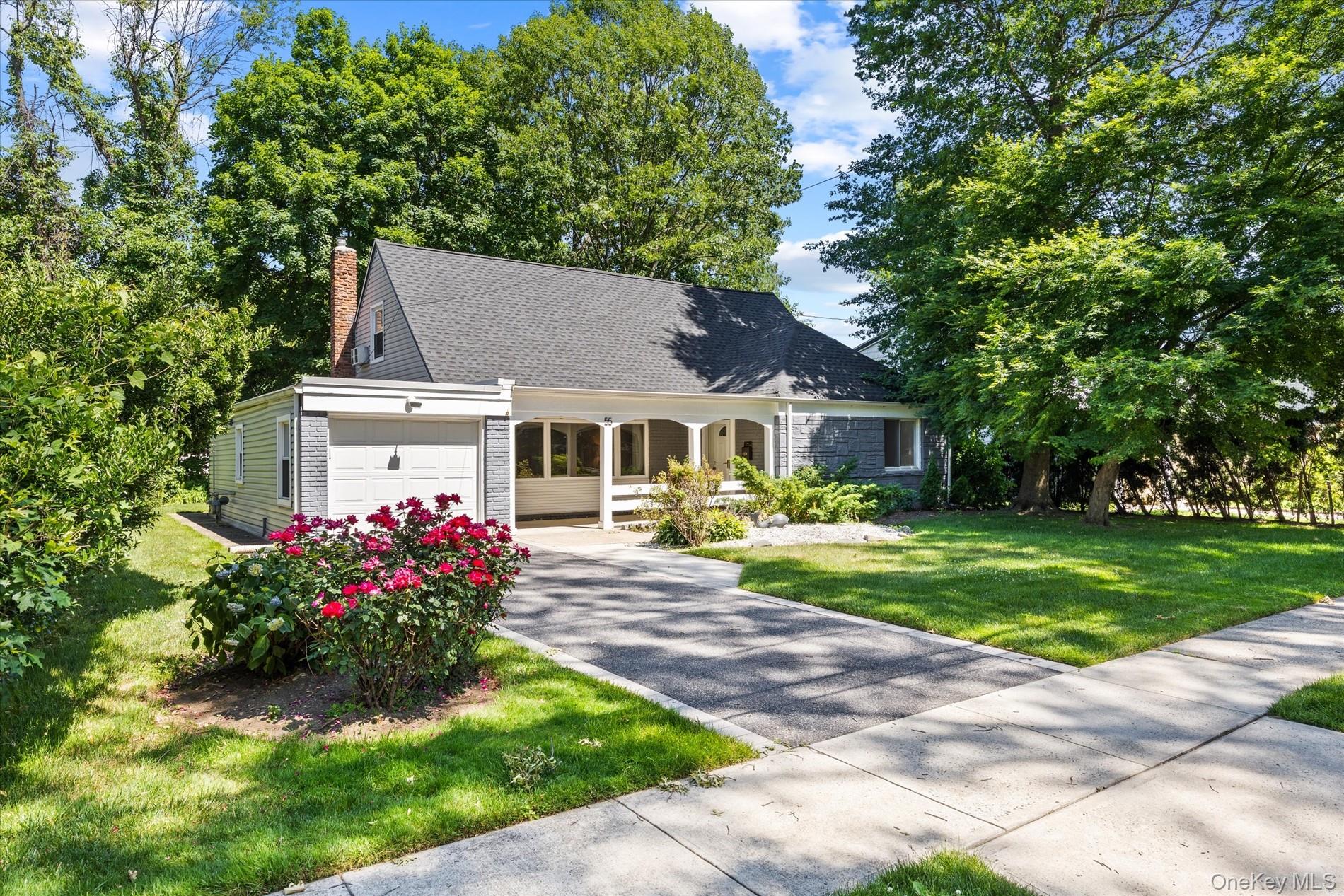 55 Warwick Road – For Rent
