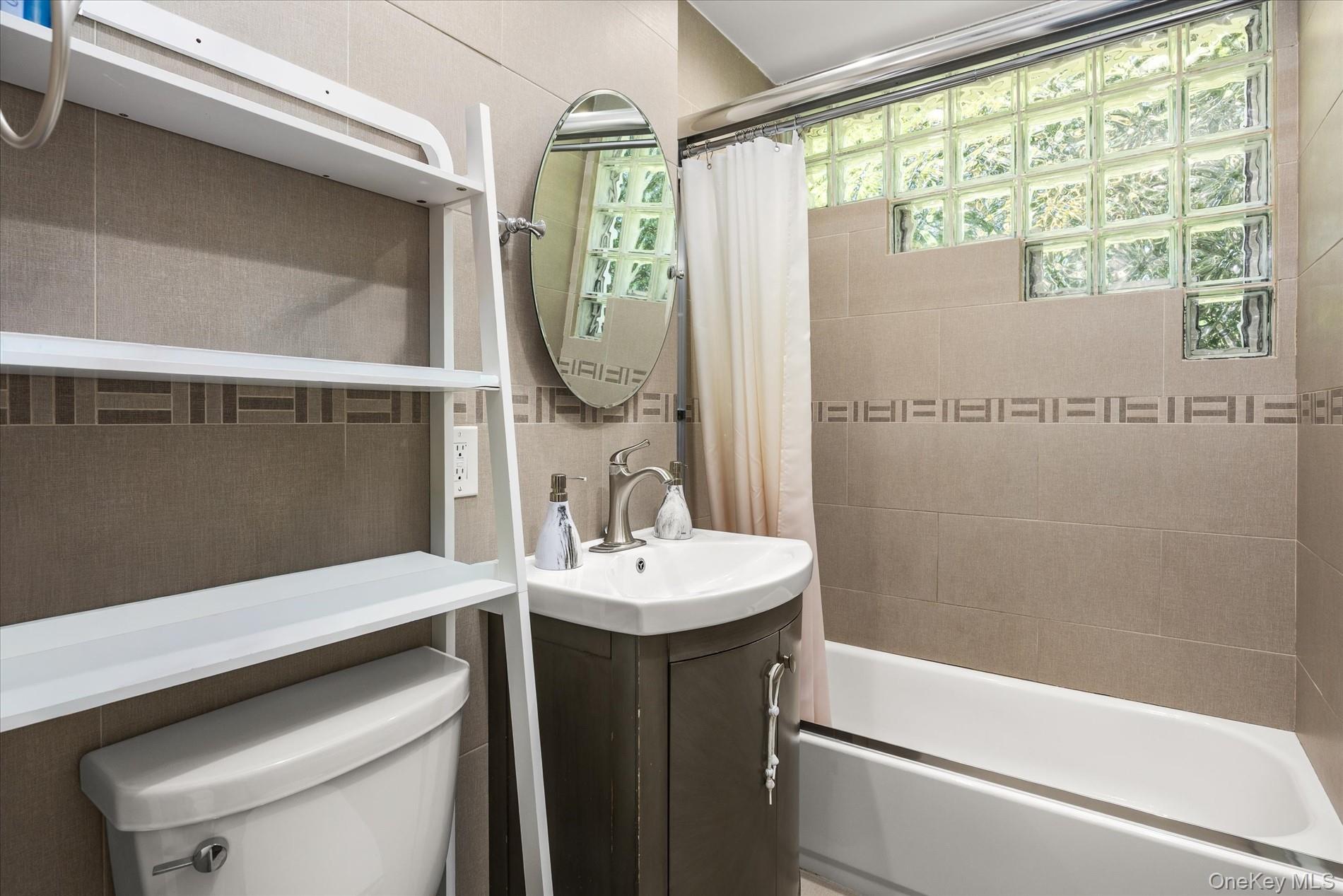 55 Warwick Road – For Rent photo 20