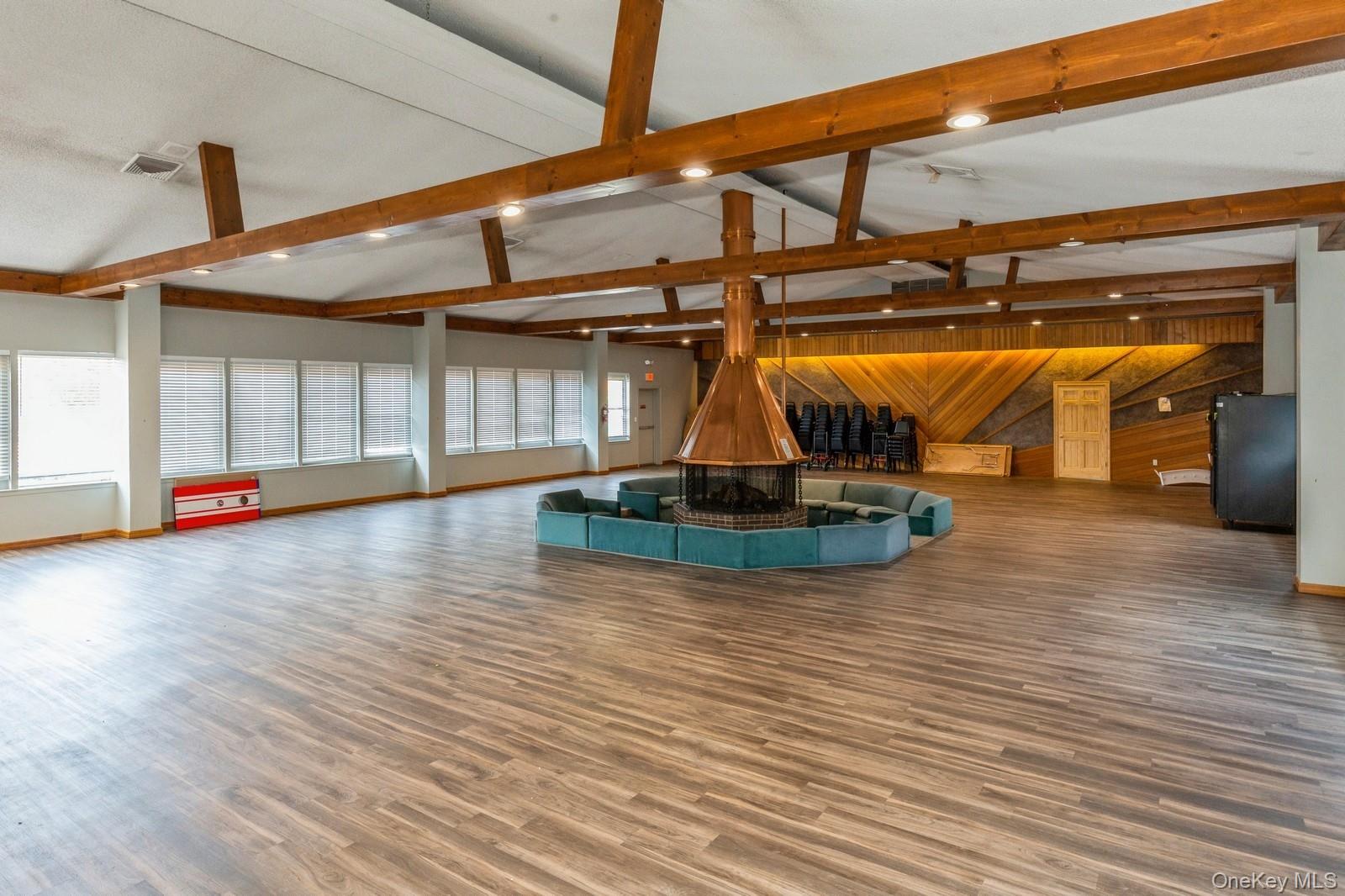 71 Pointe Circle S, Unit 71 photo 14