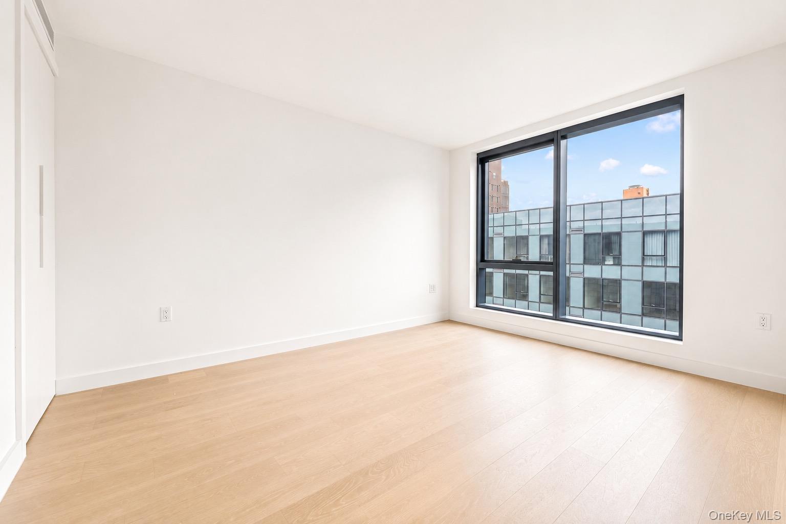144-49 Northern Blvd, Unit 701 photo 8