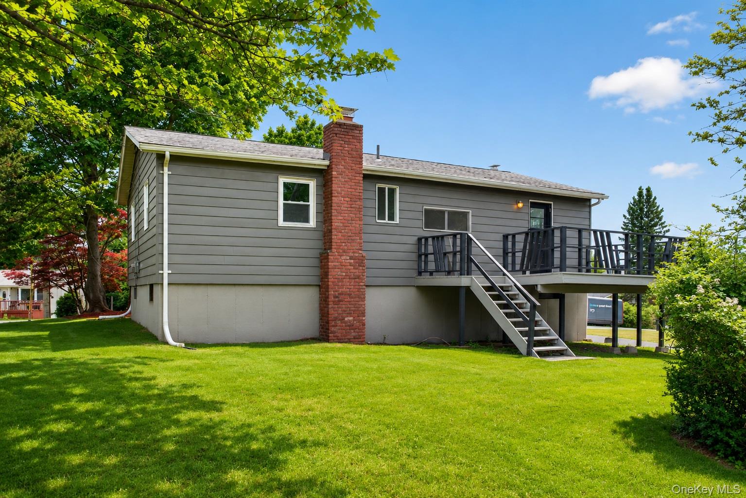 4 Maple Lane – For Sale photo 18