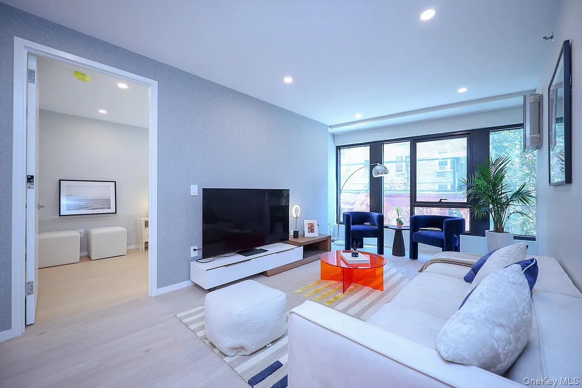 40-22 61st Street, Unit 2E photo 3