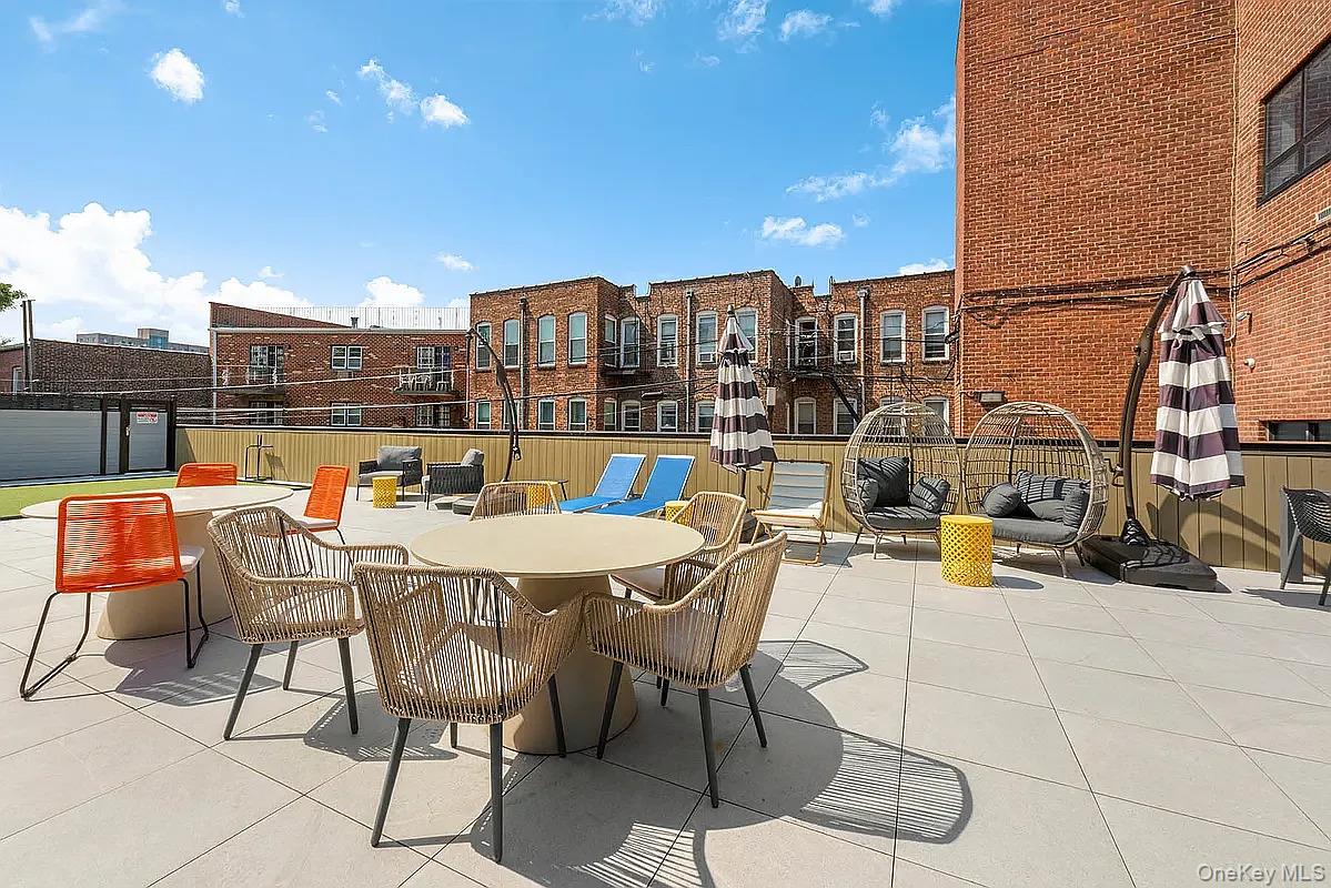 40-22 61st Street, Unit 2E photo 17