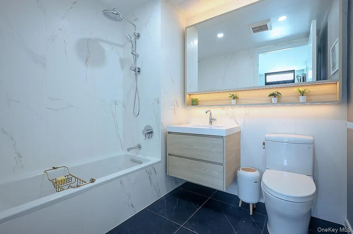 40-22 61st Street, Unit 2E photo 8