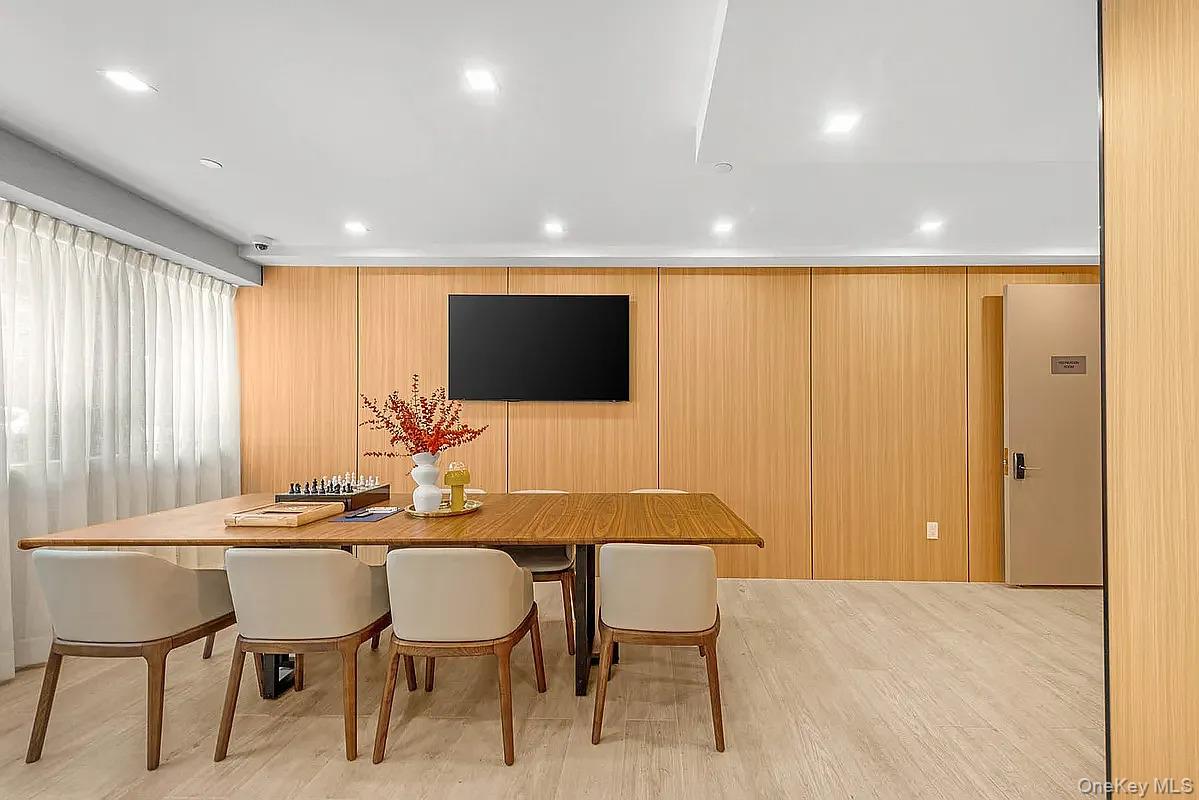 40-22 61st Street, Unit 2E photo 13
