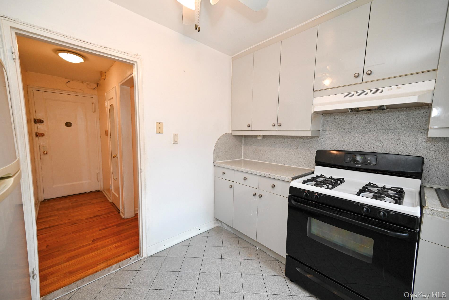 105-21 66th Avenue, Unit 5B photo 14