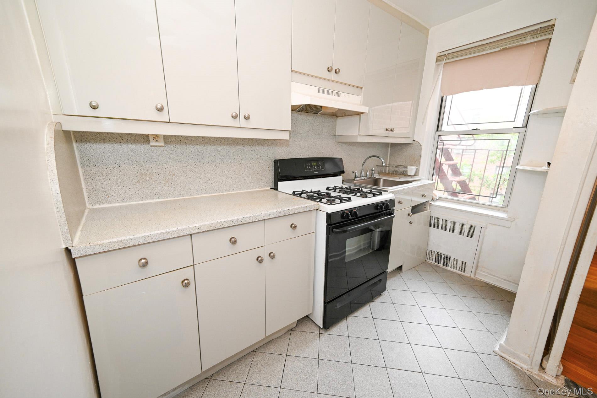 105-21 66th Avenue, Unit 5B photo 11
