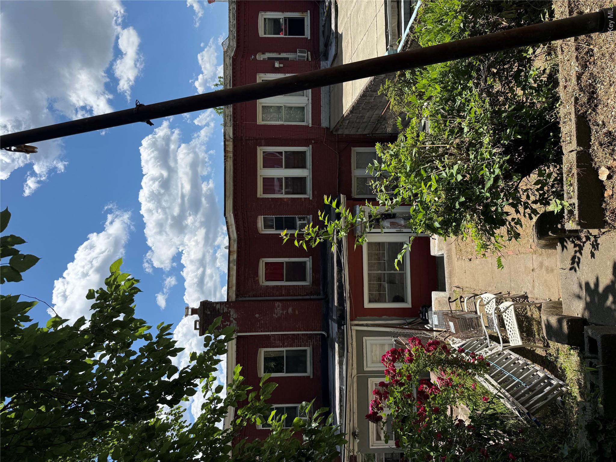 155 Sunnyside Avenue – For Sale photo 6