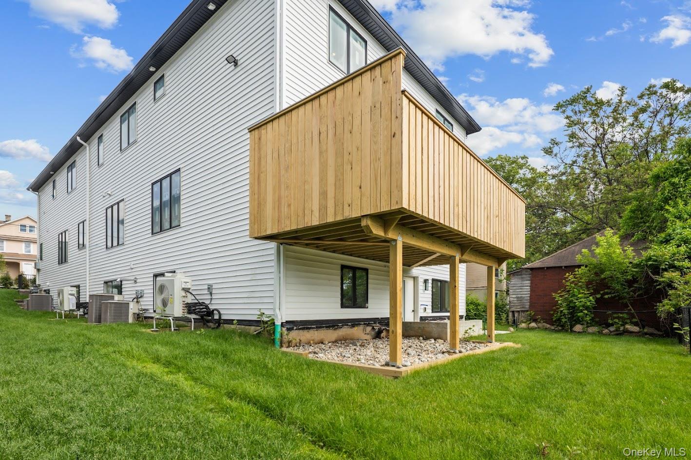 35 Prospect Street, Unit 111 photo 6