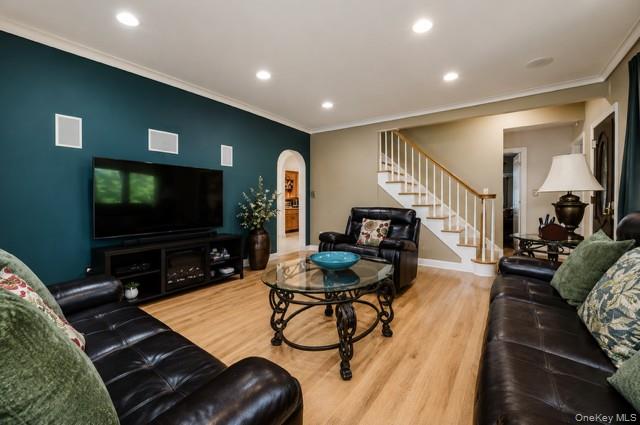 185 Jefferson Avenue – For Sale photo 2